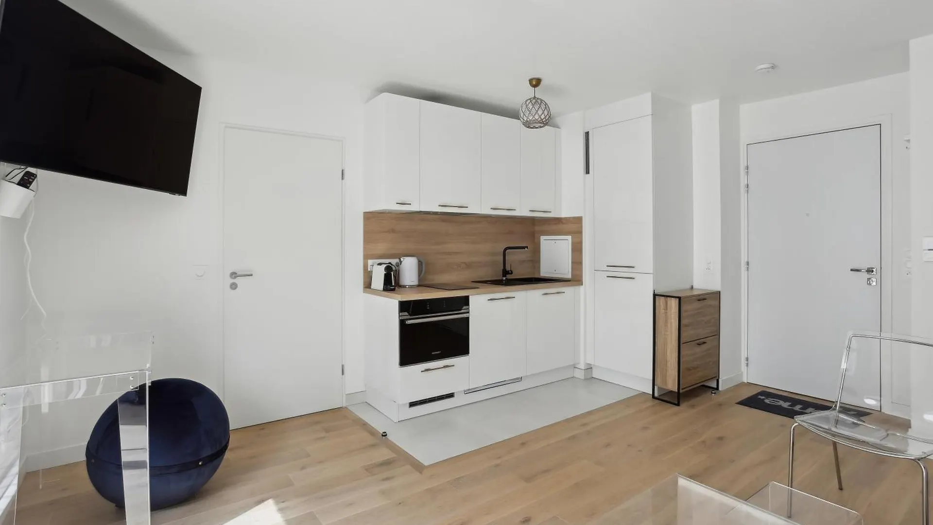 Chic Et Minimaliste Studio Batignolle/Montmartre By Weekome Paris Apartment